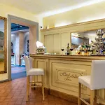 Alba Palace Szálloda