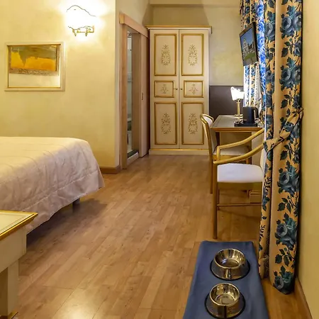 Alba Palace 3*