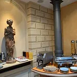 Hotel Alba Palace