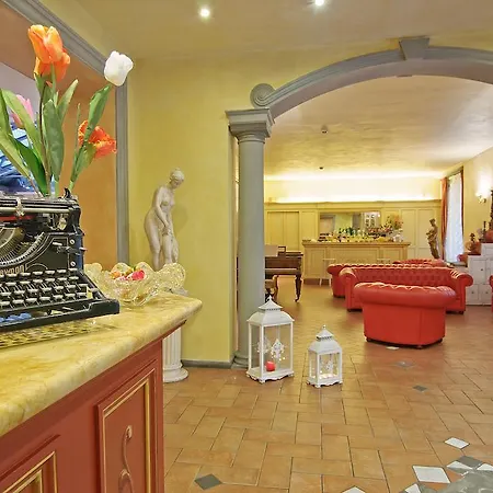 Hotel Alba Palace