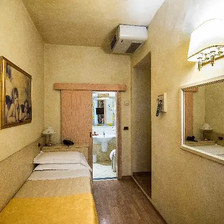 Hotel Alba Palace